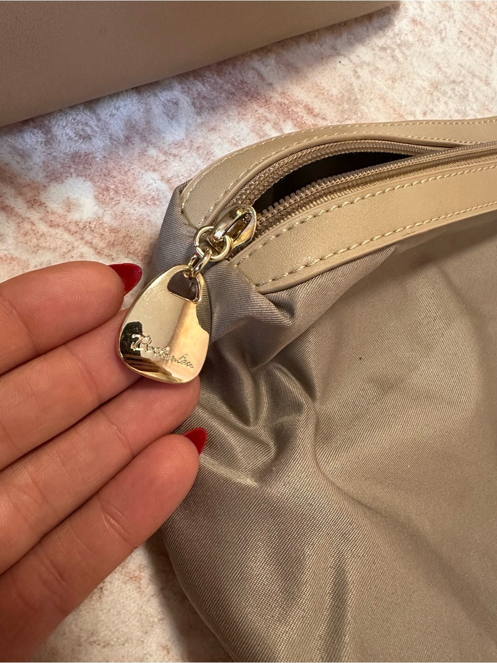 Like New 🤎 Vegan Leather Bostanten Bucket Bag - Picture 9 of 16